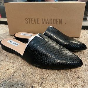 Steve Madden slip on mule